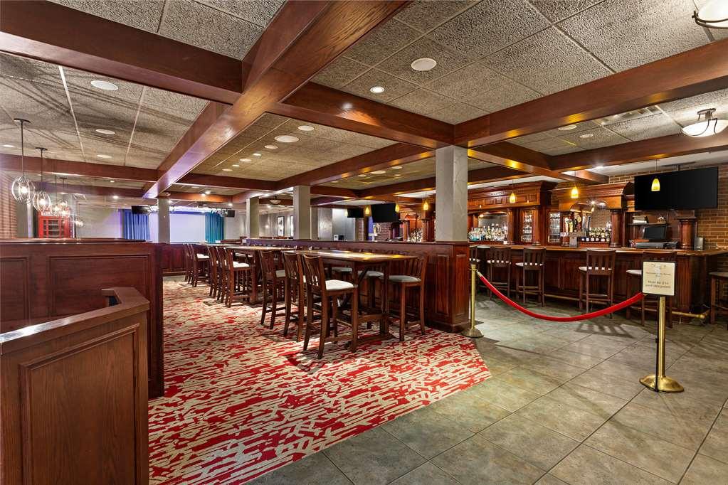 The Clover Hotel, Ascend Hotel Collection ساوث بند المطعم الصورة
